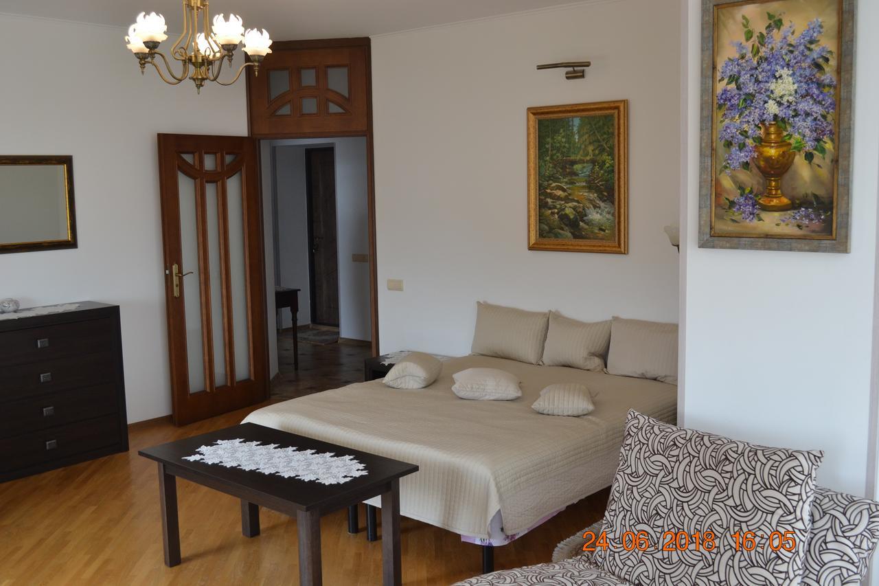 Sunny Apartment In The City Center ตรุสคาเวตส์ ภายนอก รูปภาพ